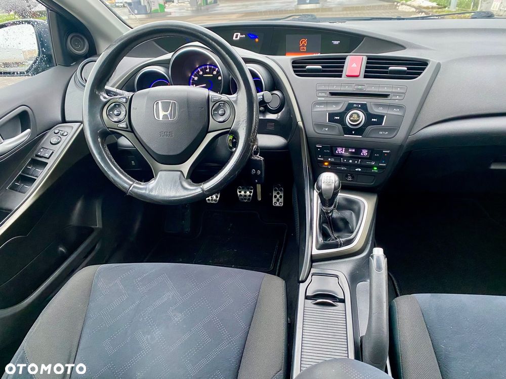 Honda Civic 1.8 i-VTEC Sport - 3
