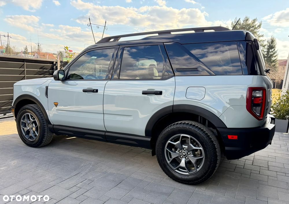 Ford Bronco - 17