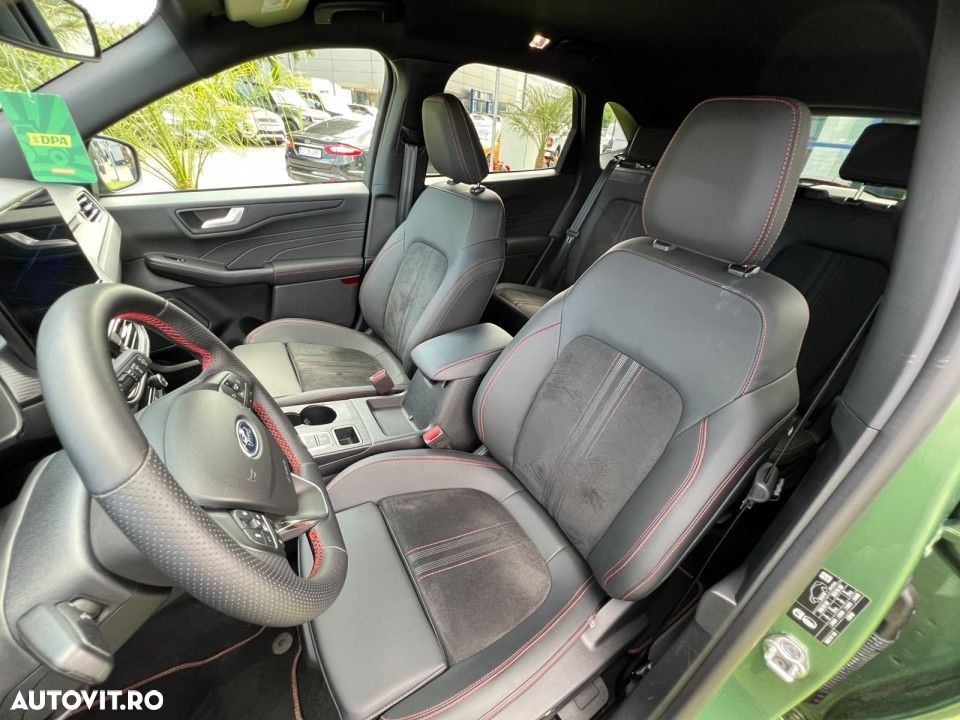 Ford Kuga 2.5 Duratec FWD PHEV ST-Line - 27