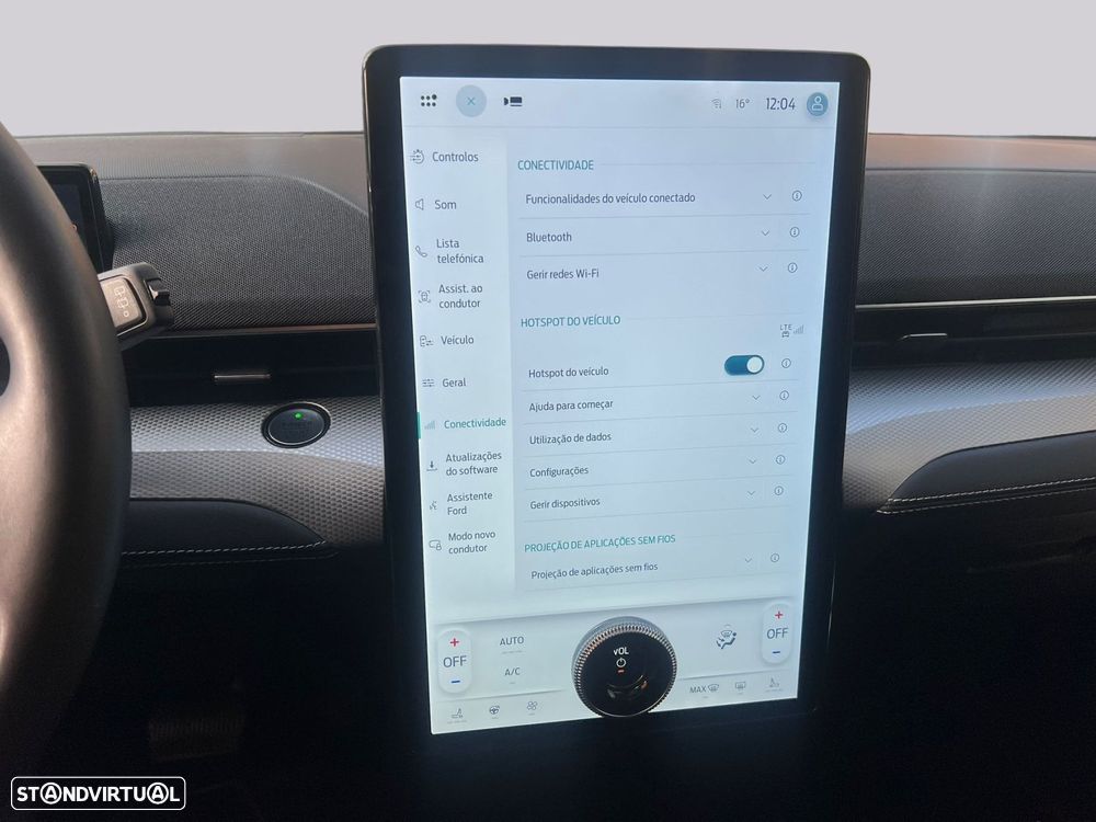 Ford Mustang Mach-E 75.7 kWh Premium AWD - 29