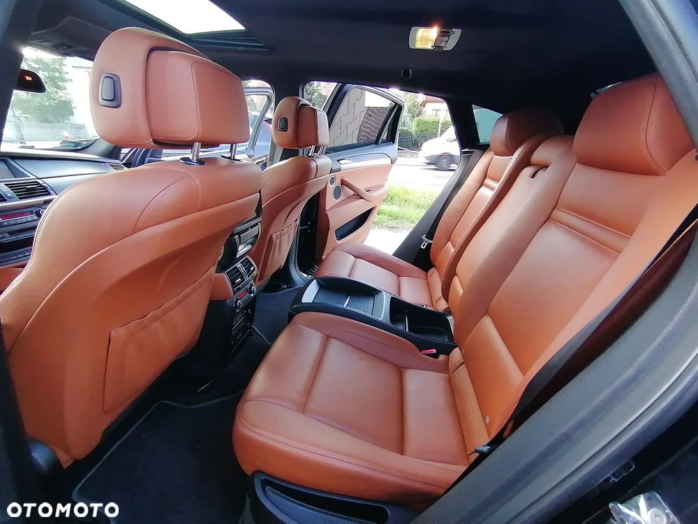 BMW X6M ver-standard - 26