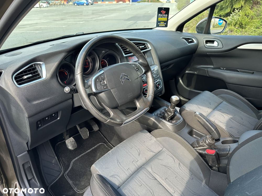 Citroën C4 VTi 95 Attraction - 11