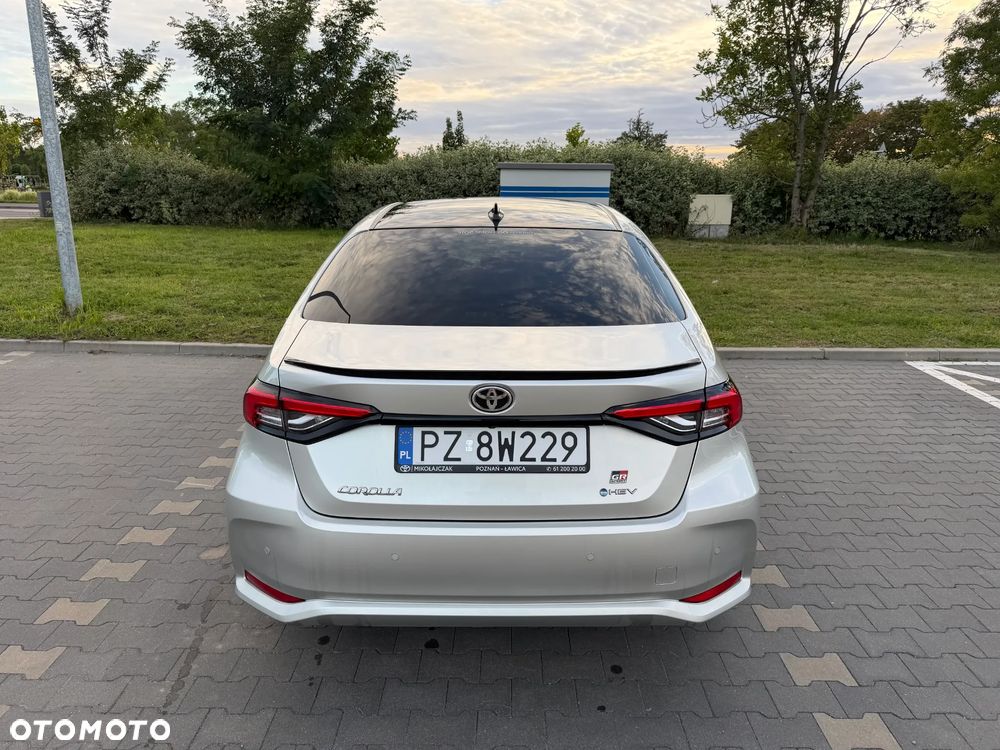 Toyota Corolla 1.8 Hybrid GR Sport - 8