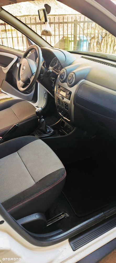 Dacia Duster dCi 110 FAP 4x2 Laureate - 6