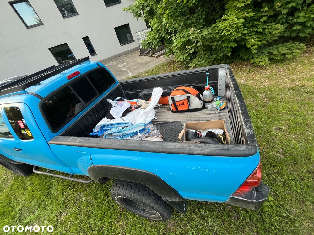 Toyota Tacoma 4.0 Access Cab 4WD - 18
