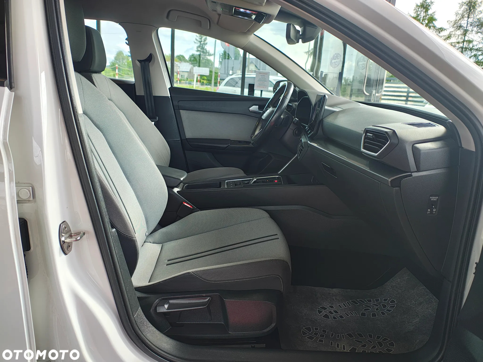 Seat Leon 2.0 TDI DSG Style - 34