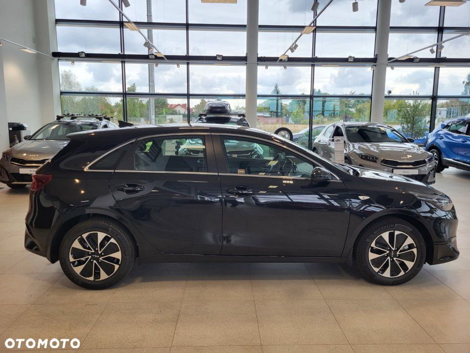 Kia Ceed - 4