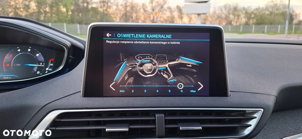 Peugeot 3008 1.6 BlueHDi Allure S&S EAT6 - 31