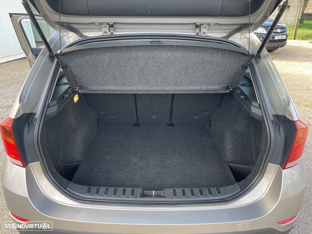BMW X1 20 d sDrive EDynamics Line Sport - 11