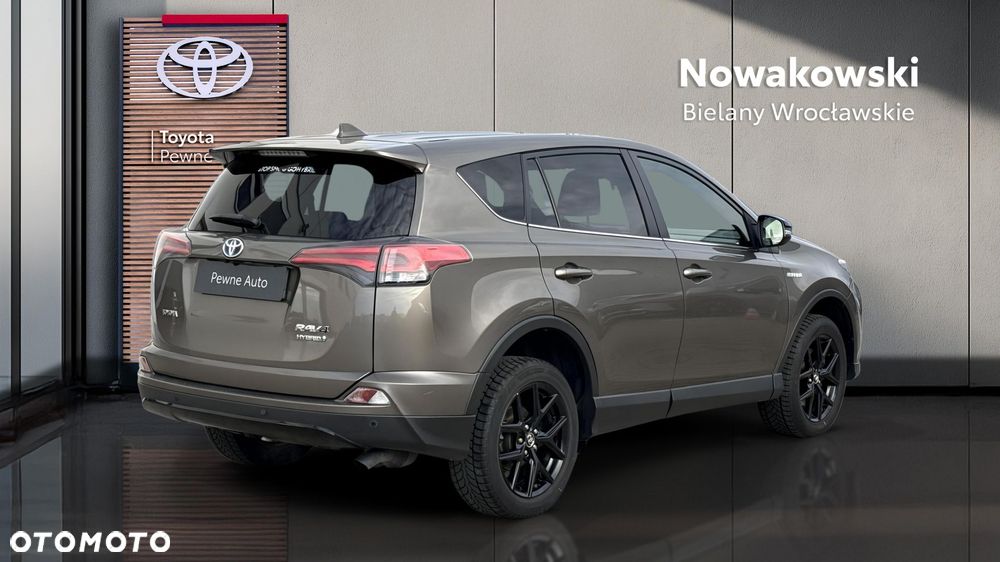 Toyota RAV4 Hybrid Premium 4x2 - 30