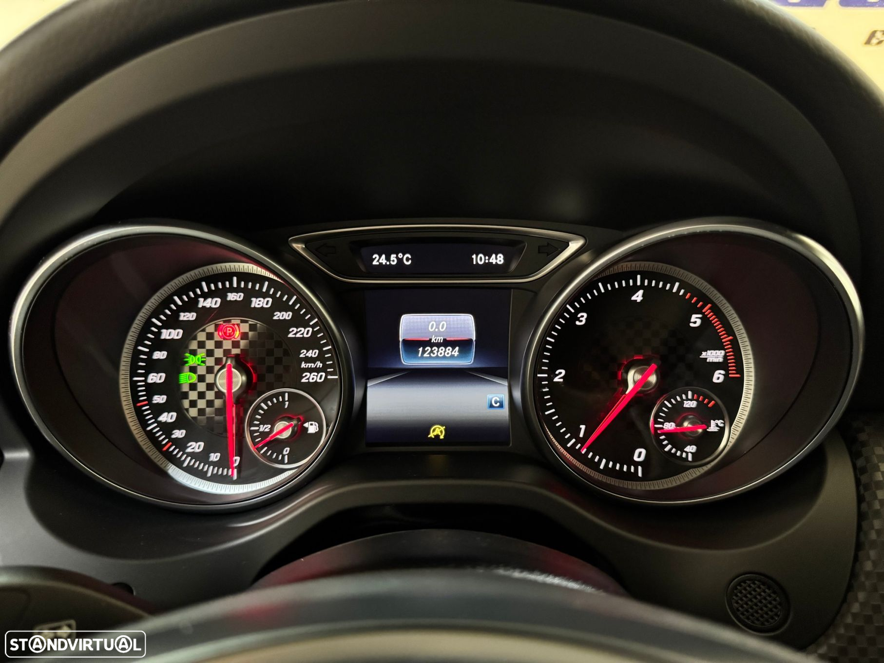 Mercedes-Benz A 180 d Urban - 21