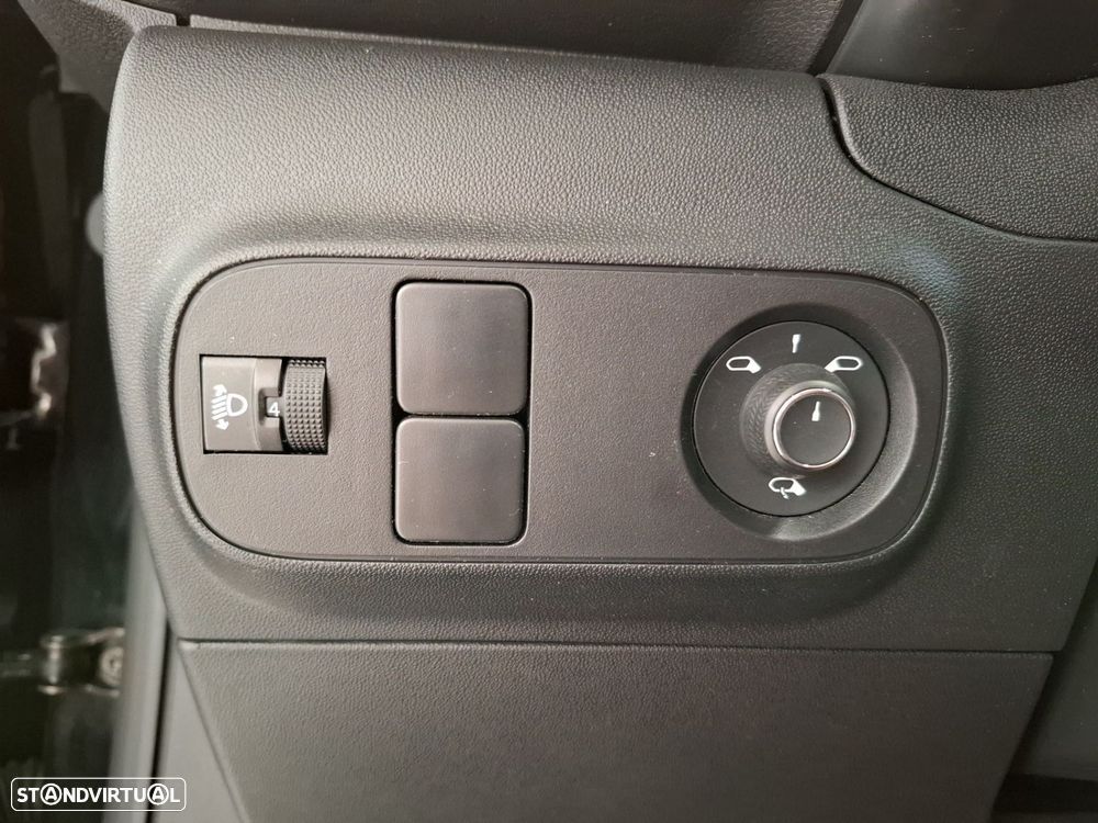 Citroën C3 1.2 PureTech Plus - 20