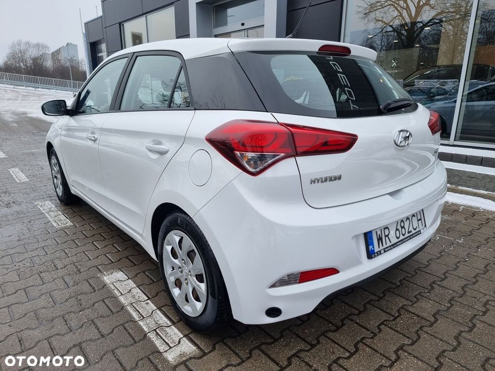 Hyundai i20 1.2 BlueDrive Classic + - 10