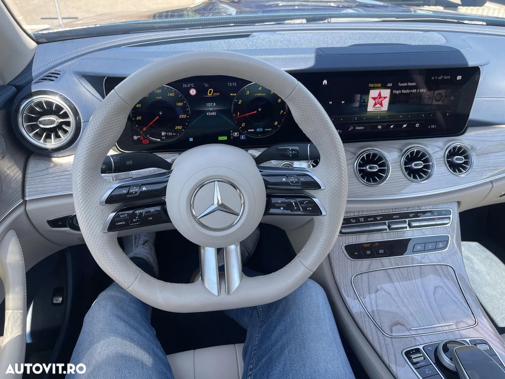 Mercedes-Benz E 450 4MATIC Cabrio MHEV - 12