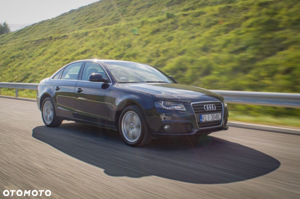 Audi A4 - 1