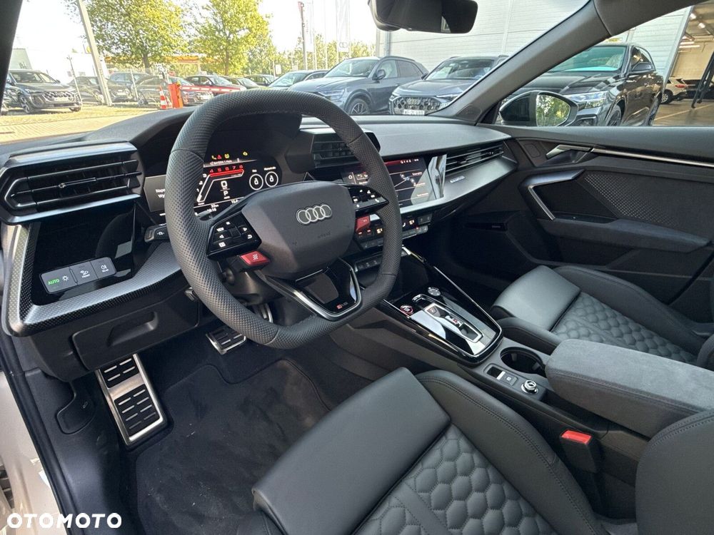 Audi RS3 Limousine TFSI Quattro S tronic - 13