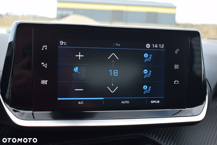 Peugeot 2008 PureTech 130 Stop&Start EAT6 Allure - 18