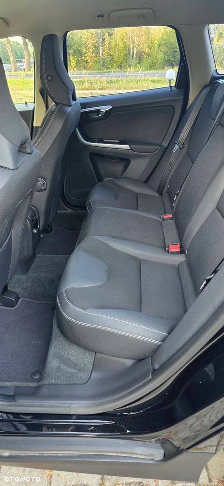 Volvo XC 60 - 16