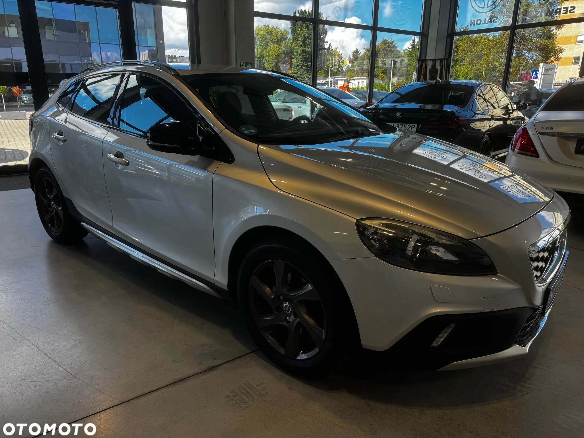 Volvo V40 Cross Country D3 Geartronic Momentum - 3