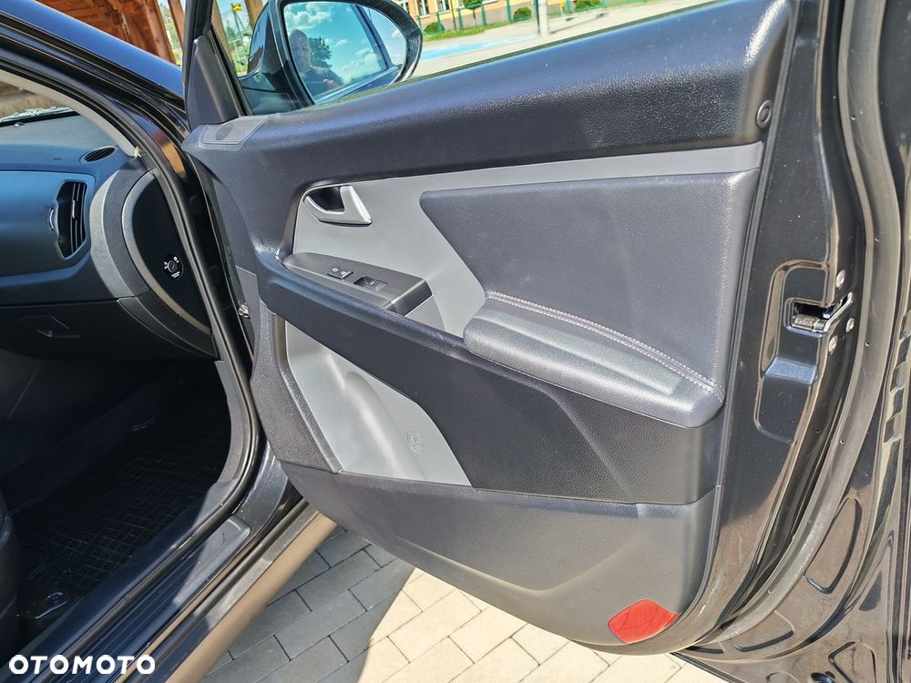 Kia Sportage 2.0 CVVT 4WD Fifa World Cup Edition - 19