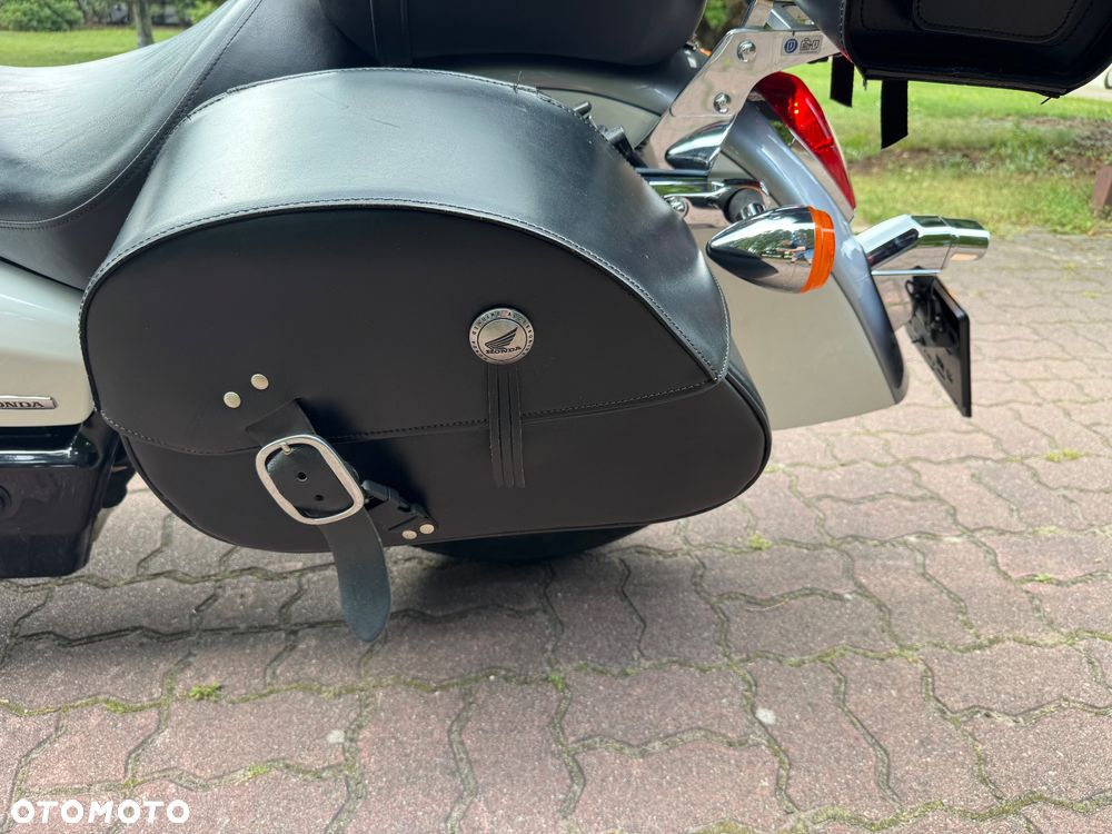 Honda Shadow - 13