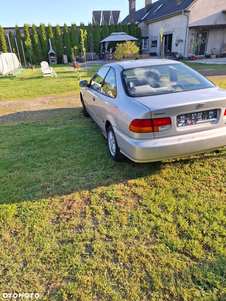 Honda Civic - 4