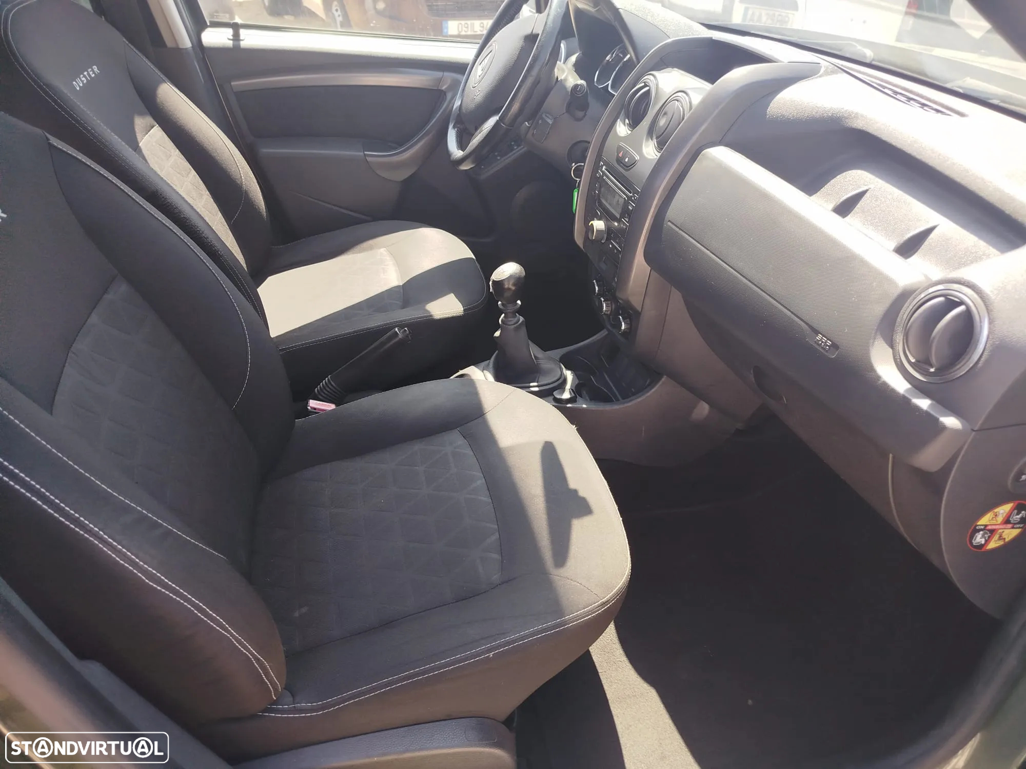 Dacia Duster 1.5 dCi SL Urban Explorer - 15