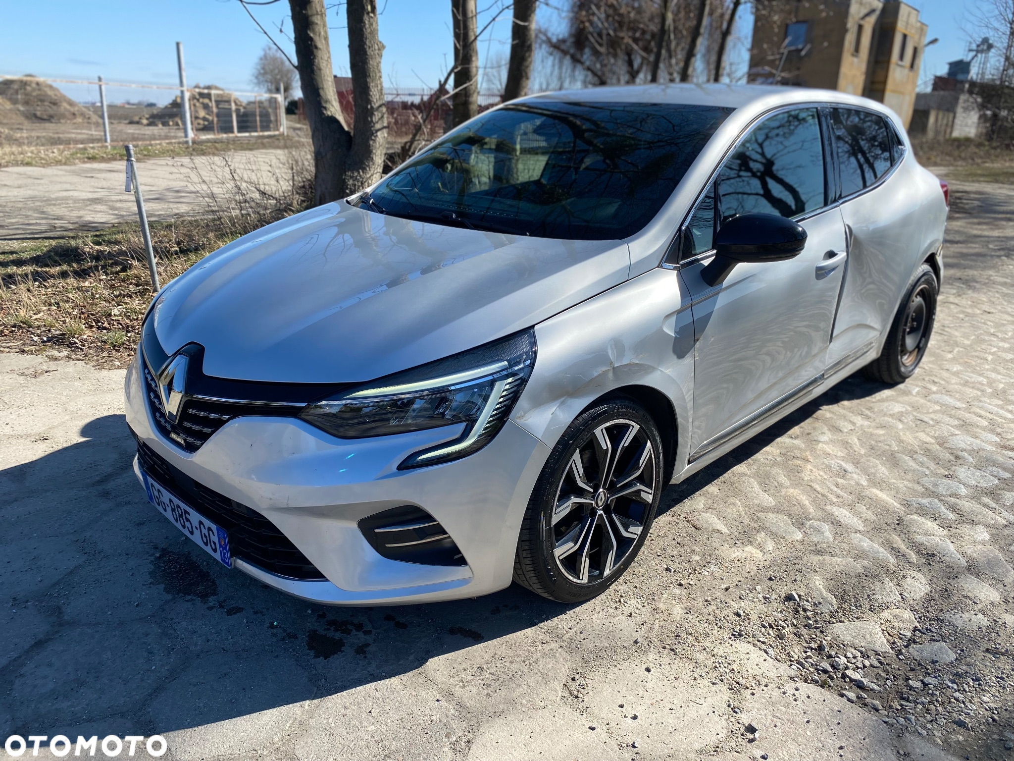 Renault Clio BLUE dCi 100 INTENS - 3