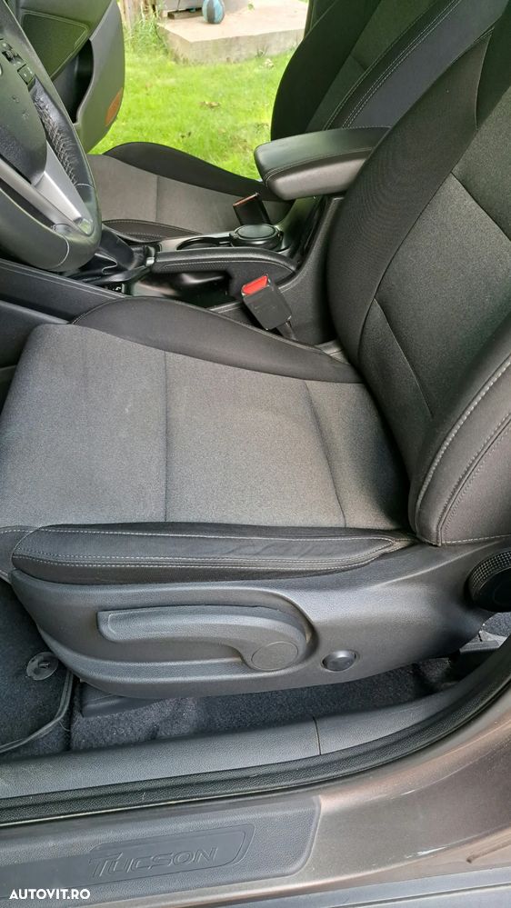 Hyundai Tucson 1.6 GDI 2WD 6MT Style - 12