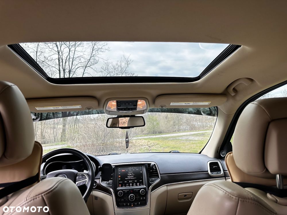 Jeep Grand Cherokee - 8