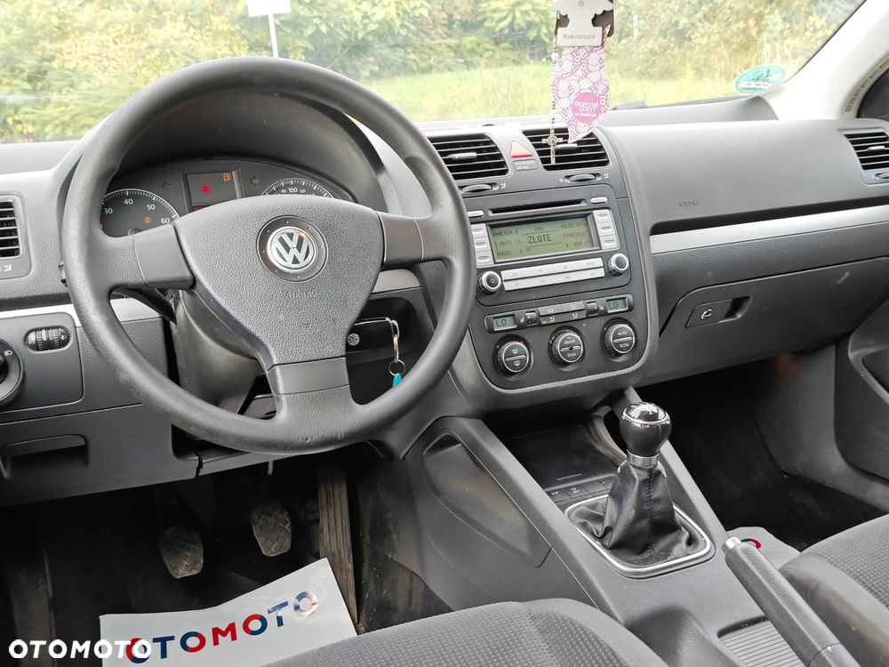 Volkswagen Jetta 1.6 Comfortline - 5