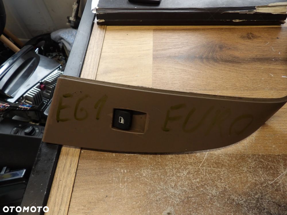 BMW E61 - PANEL , PRZYCISK SZYB PSAŻERA - 6940319 - 1