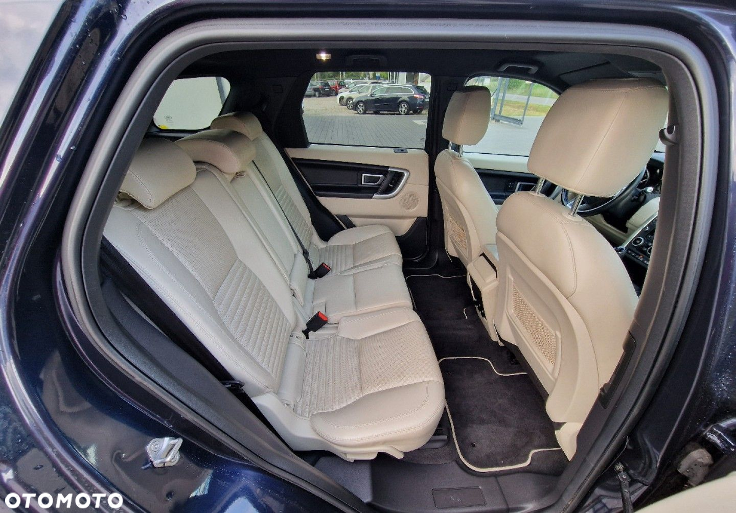 Land Rover Discovery Sport - 22