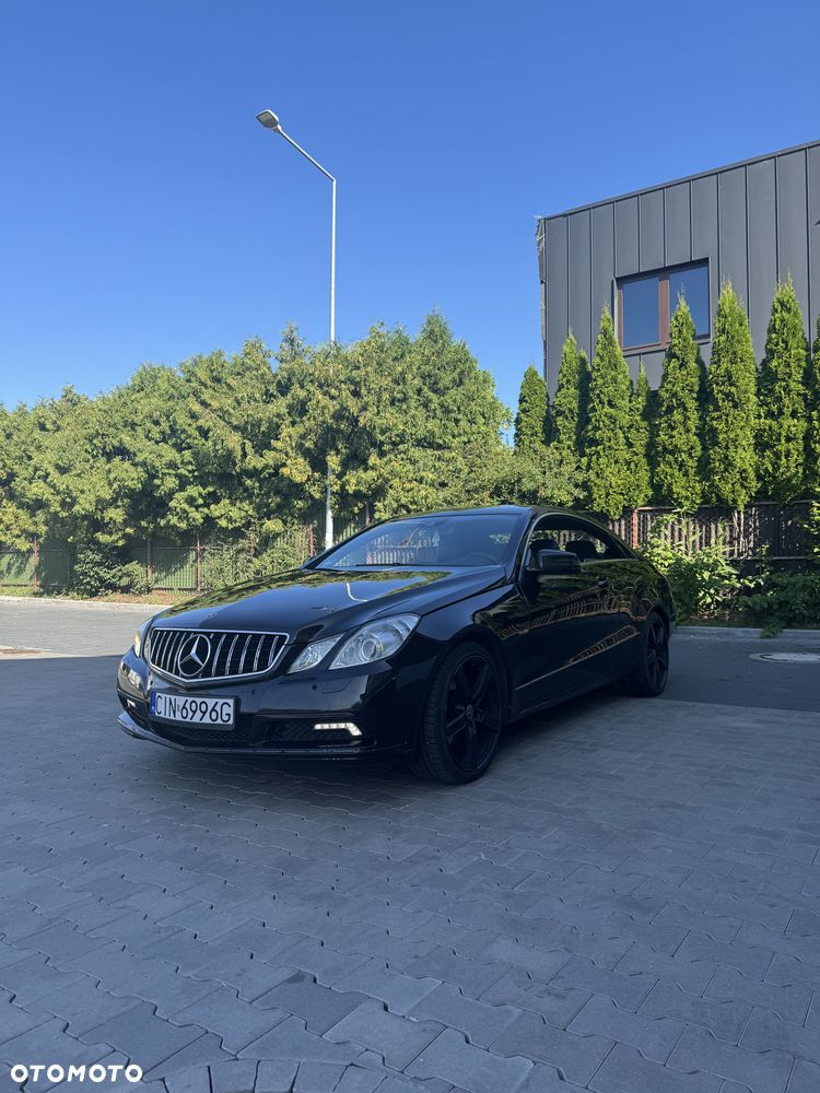 Mercedes-Benz Klasa E 250 CGI BlueEffICIENCY - 3
