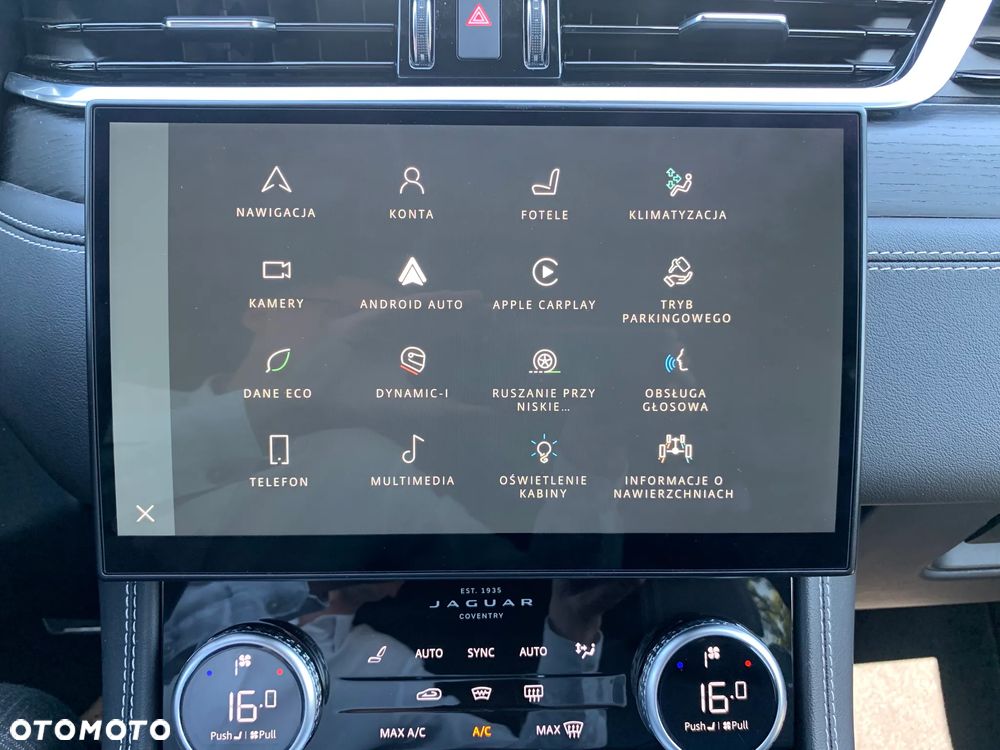 Jaguar F-Pace - 13