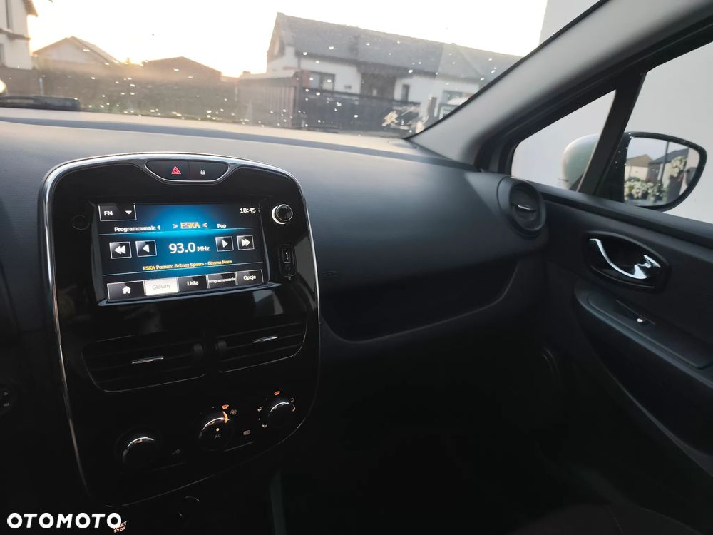 Renault Clio 1.2 16V 75 Dynamique - 16