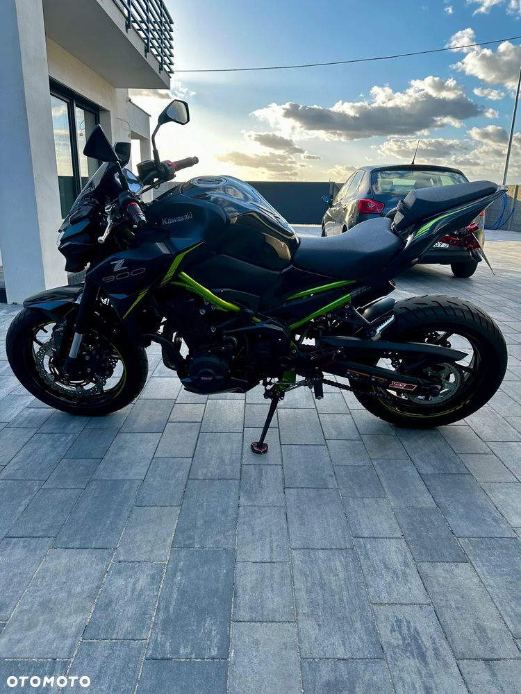 Kawasaki Z 900 - 10