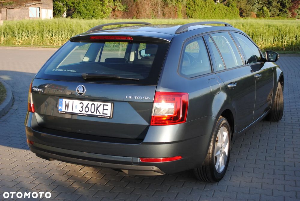 Skoda Octavia 1.5 TSI ACT Style DSG - 3