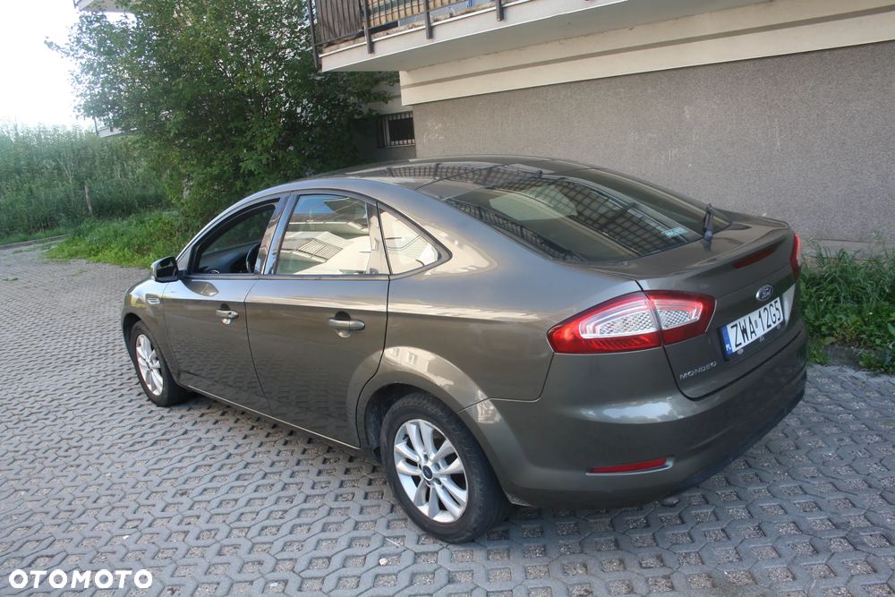 Ford Mondeo 1.6 T Gold X Plus - 4