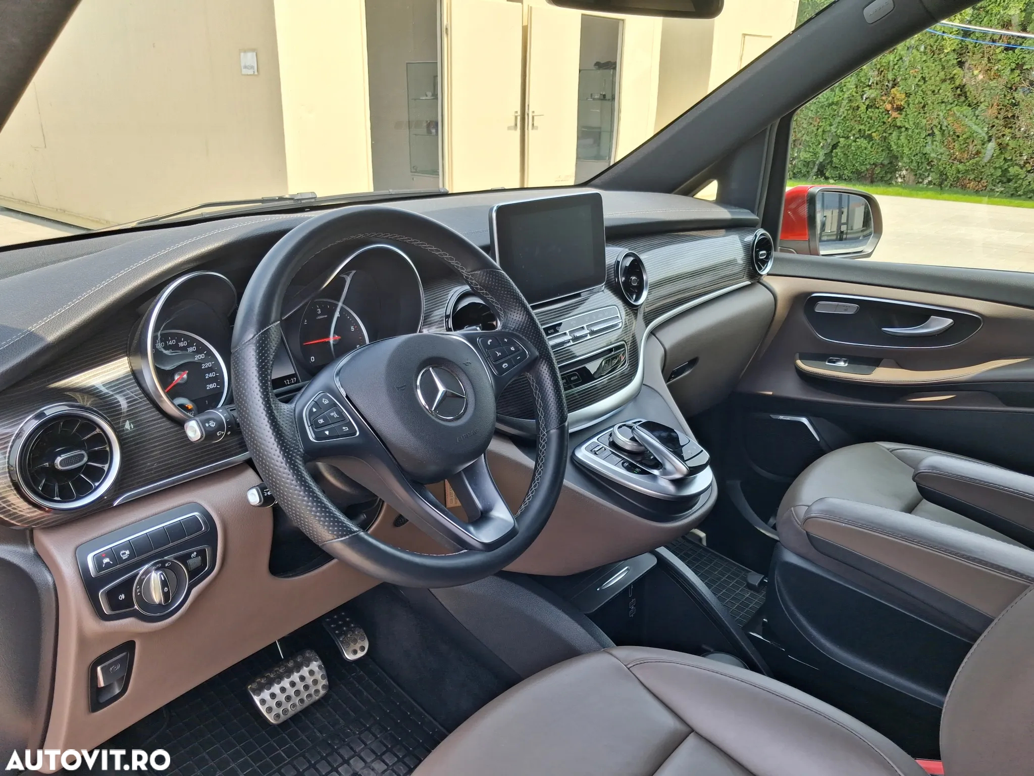 Mercedes-Benz V 300 d Combi Lung 237 CP RWD 9AT - 19