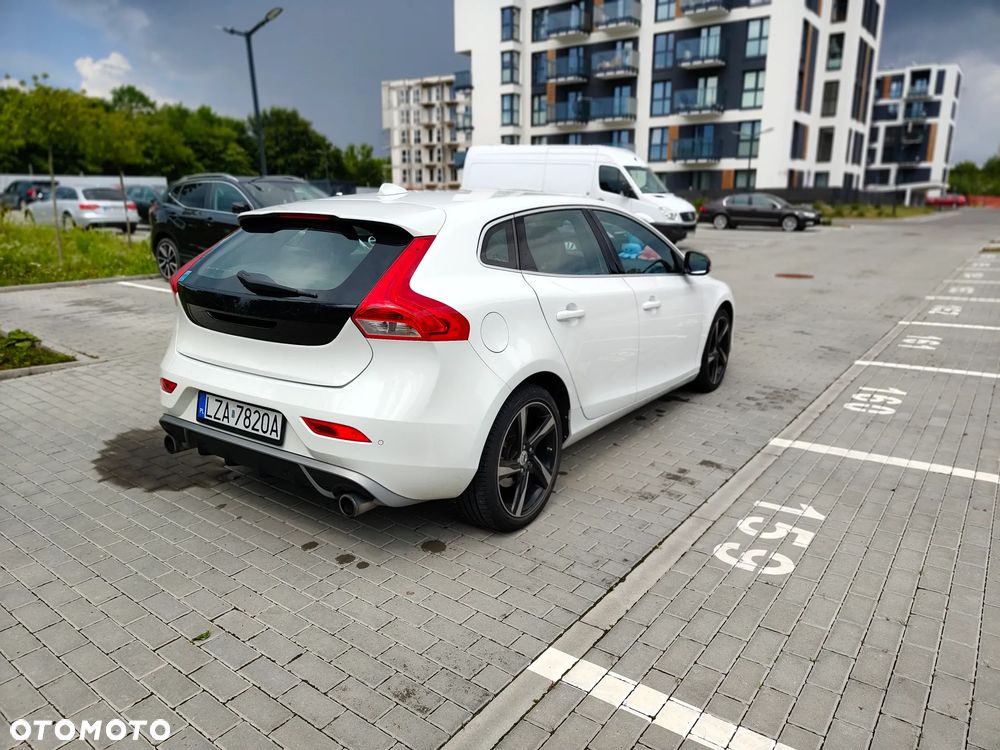 Volvo V40 T2 RDesign - 7