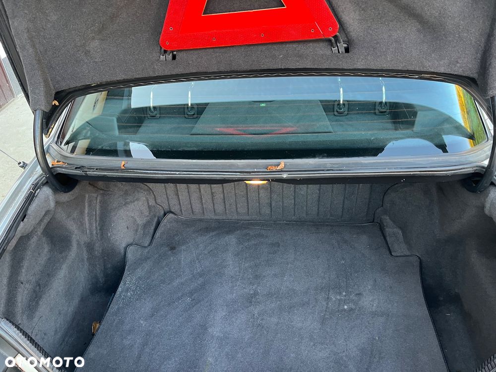 Mercedes-Benz W124 (1984-1993) - 23