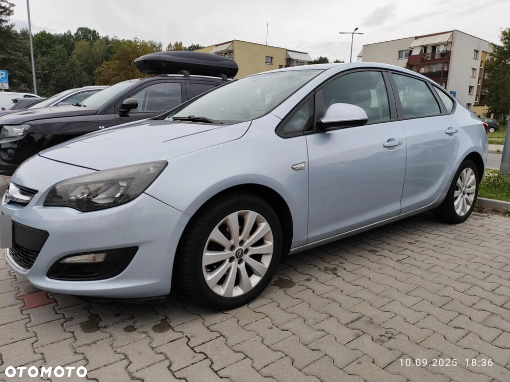 Opel Astra - 13