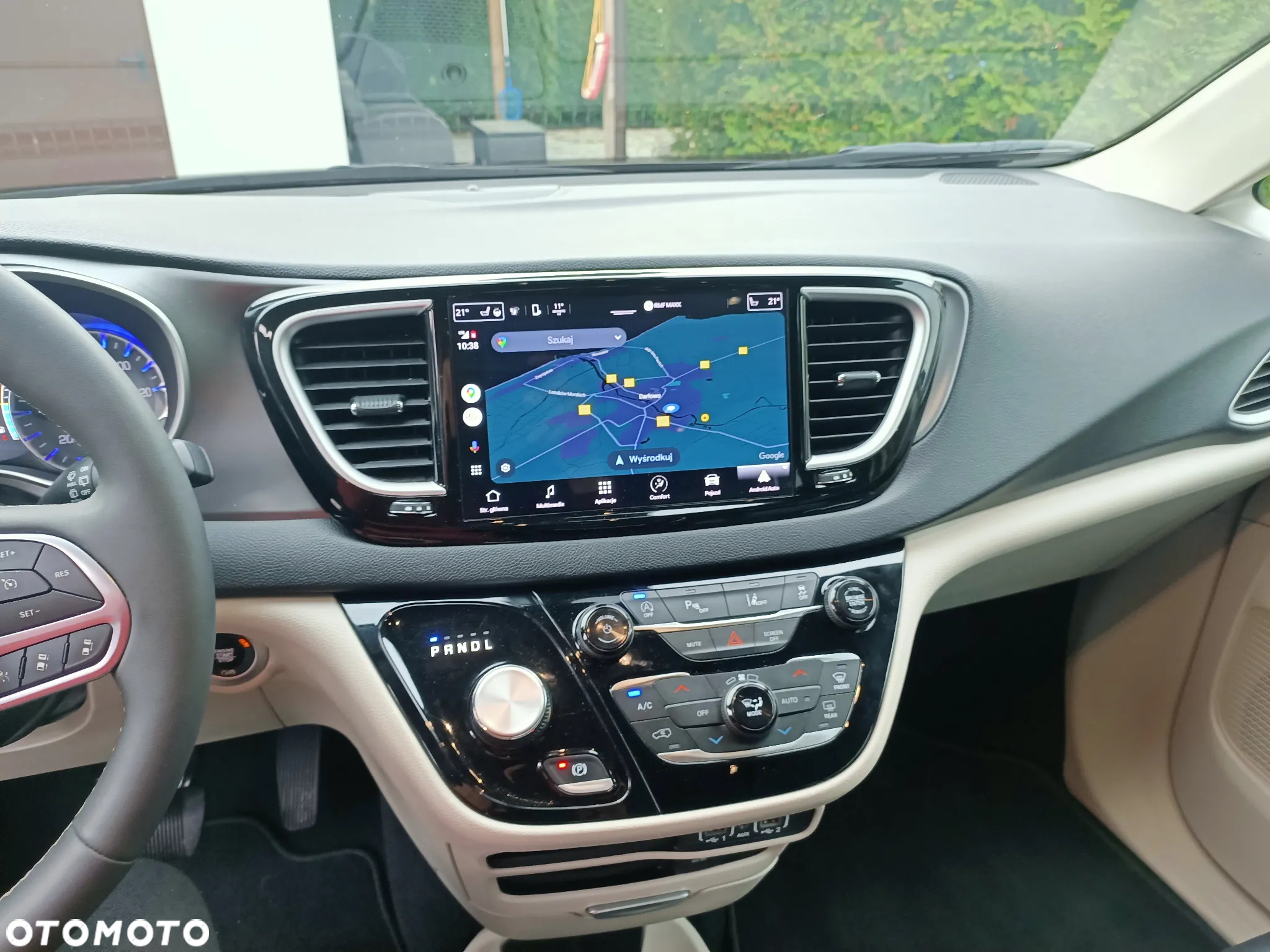 Chrysler Pacifica - 21