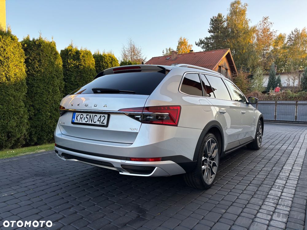 Skoda Superb 2.0 TSI 4x4 Scout DSG - 10