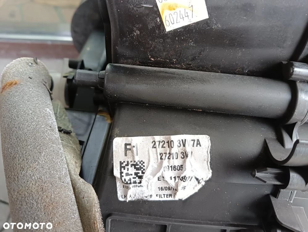 Nissan Note E12 nagrzewnica Climatronic Europa - 2