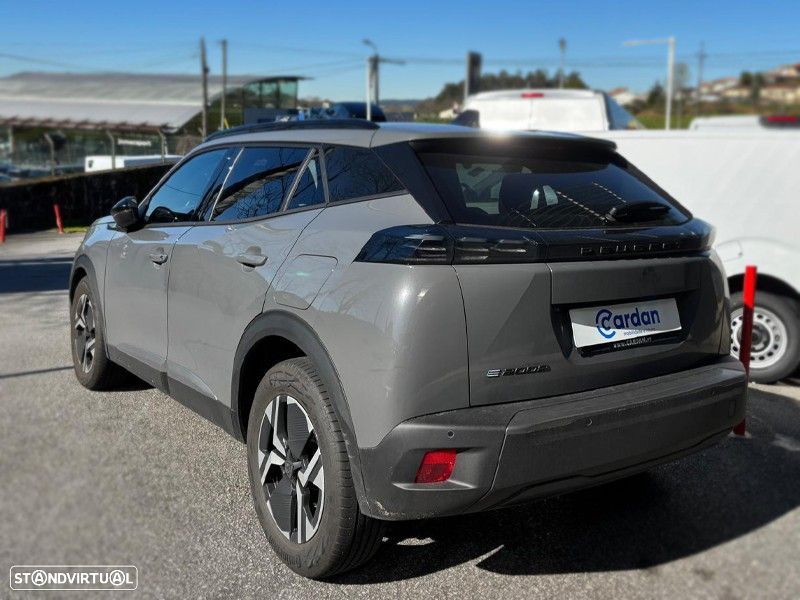 Peugeot e-2008 54 kWh Allure - 4