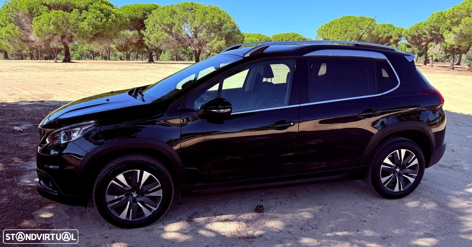 Peugeot 2008 1.2 PureTech Allure - 9