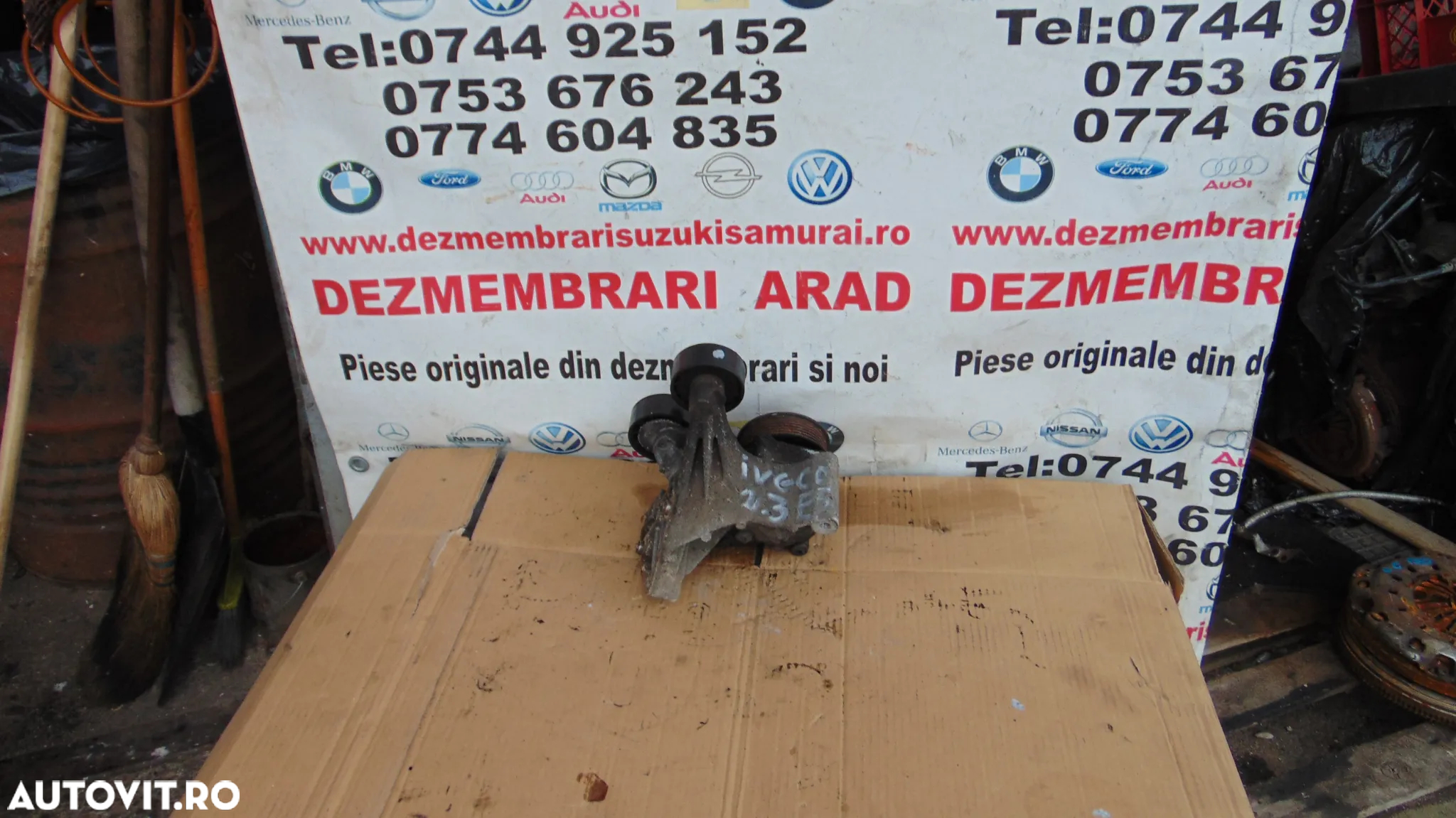 Suport accesorii Iveco daily 2.3 euro 5 intinzator curea iveco 2.3 fiat ducato 2.3 - 3
