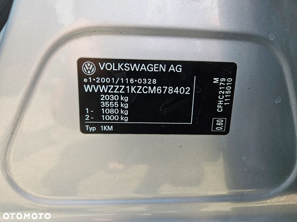 Volkswagen Golf 2.0 TDI Highline - 40